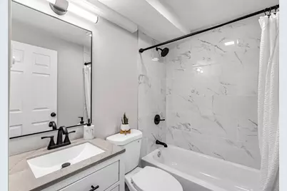196 Massasoit St, Springfield, MA 01107 - Photo 15