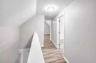 196 Massasoit St, Springfield, MA 01107 - Photo 17