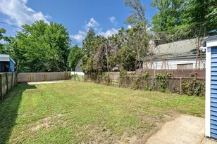 196 Massasoit St, Springfield, MA 01107 - Photo 29