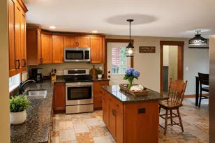 351 Hartford Ave E, Uxbridge, MA 01569 - Photo 7