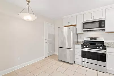 645 W Lowell Ave #8, Haverhill, MA 01832 - Photo 11
