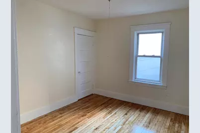 11 Diamond St, Worcester, MA 01610 - Photo 7