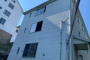 11 Diamond St, Worcester, MA 01610 - Photo 3