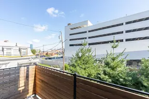 7 Baker Ct, Boston, MA 02125 - Photo 17