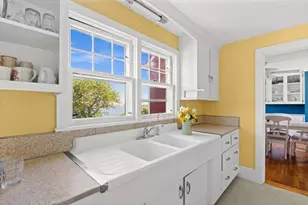 36 Hines Point Rd, Tisbury, MA 02568 - Photo 15