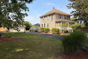 446 Lindsey St, Attleboro, MA 02703 - Photo 17