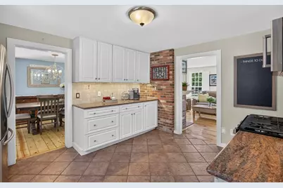 10 Bray Farm Rd S, Yarmouth, MA 02675 - Photo 13
