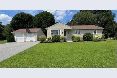 91 Pageotte St, Acushnet, MA 02743 - Photo 1
