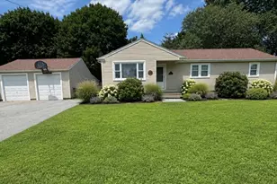91 Pageotte St, Acushnet, MA 02743 - Photo 1