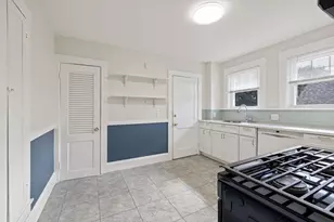 26 Bradford Rd, Watertown, MA 02472 - Photo 19