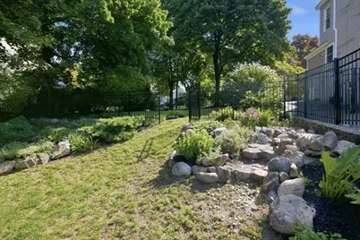 70 Park Avenue, Stoneham, MA 02180 - Photo 9