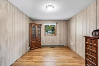 17 Breton Ln, Holyoke, MA 01040 - Photo 15