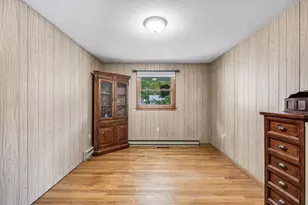 17 Breton Ln, Holyoke, MA 01040 - Photo 15
