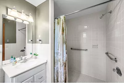 17 Breton Ln, Holyoke, MA 01040 - Photo 25