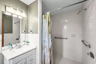 17 Breton Ln, Holyoke, MA 01040 - Photo 25