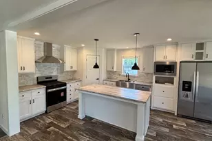 3 Rose Ln, Sturbridge, MA 01566 - Photo 1