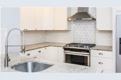 17 Neponset St #A, Canton, MA 02021 - Photo 9