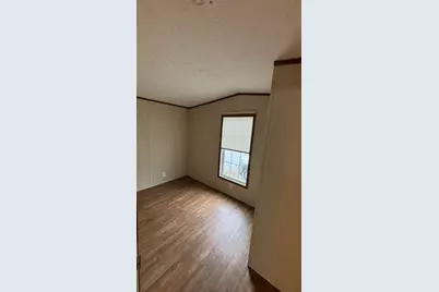 557 Southwest Cutoff #14, Worcester, MA 01607 - Photo 3