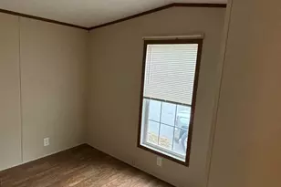 557 SW Cutoff, Worcester, MA 01607 - Photo 3