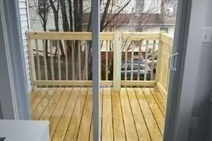 35 Spring St, Medford, MA 02155 - Photo 9