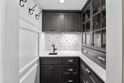 12 Hereford #2, Boston, MA 02115 - Photo 3