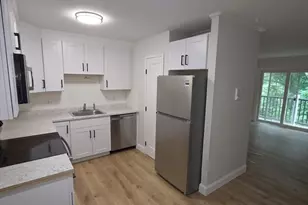 7 Chapel Hill Dr, Plymouth, MA 02360 - Photo 3
