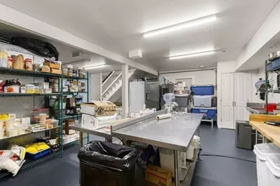 258 Edgartown-Vineyard Haven Rd, Edgartown, MA 02539 - Photo 27