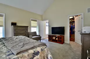 18 Tea Party Cir, Holden, MA 01520 - Photo 15