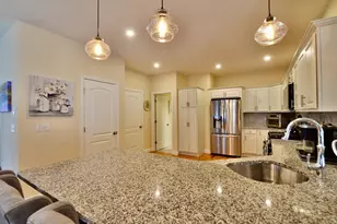 18 Tea Party Cir, Holden, MA 01520 - Photo 9