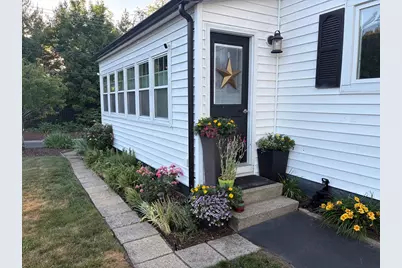 26 Monatiquot St, Weymouth, MA 02191 - Photo 7