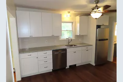 60 Pleasant St #2, Plymouth, MA 02360 - Photo 3