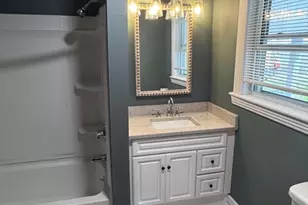 8 Harding St, Grafton, MA 01560 - Photo 9