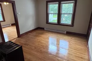 8 Harding St, Grafton, MA 01560 - Photo 5