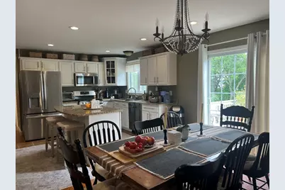 609 Detroit St, Fall River, MA 02721 - Photo 3