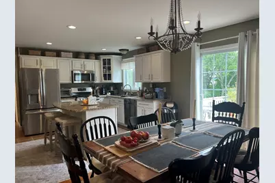 609 Detroit St, Fall River, MA 02721 - Photo 3