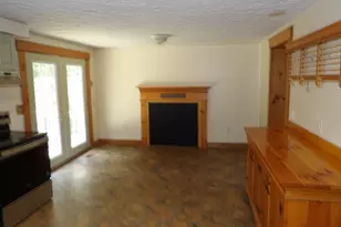 152 Manville St, Leicester, MA 01542 - Photo 9