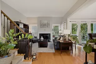 6 Hidden Bay Dr, Dartmouth, MA 02748 - Photo 3