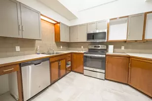 103 Cedarstreet, Boston, MA 02119 - Photo 9