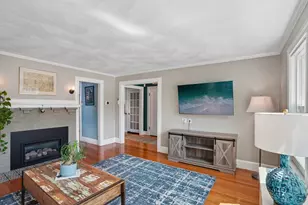 3 Woburn St, Medford, MA 02155 - Photo 11