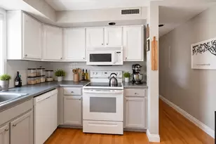 16 Cross St E, Somerville, MA 01245 - Photo 3