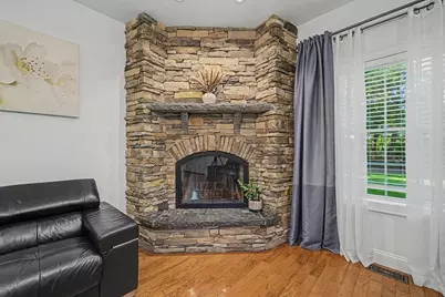 657 Silver St, Agawam, MA 01001 - Photo 13