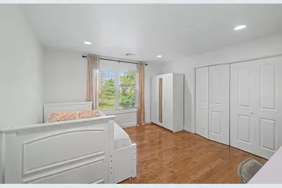 657 Silver St, Agawam, MA 01001 - Photo 25