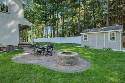 657 Silver St, Agawam, MA 01001 - Photo 3