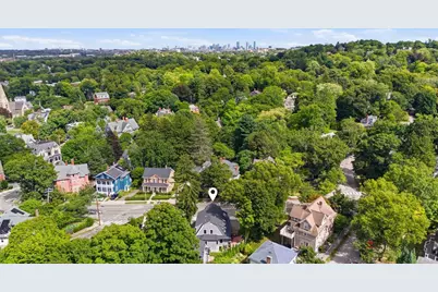 579 Centre St, Newton, MA 02458 - Photo 41