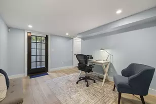 579 Centre St, Newton, MA 02458 - Photo 33