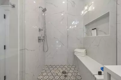 579 Centre St, Newton, MA 02458 - Photo 23