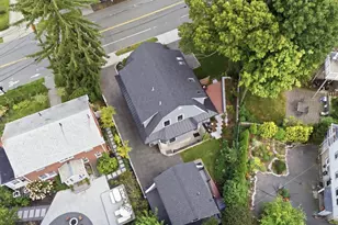579 Centre St, Newton, MA 02458 - Photo 39