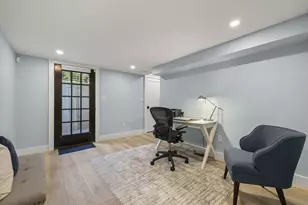 579 Centre St, Newton, MA 02458 - Photo 31