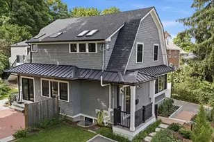 579 Centre St, Newton, MA 02458 - Photo 37