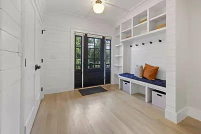 579 Centre St, Newton, MA 02458 - Photo 17
